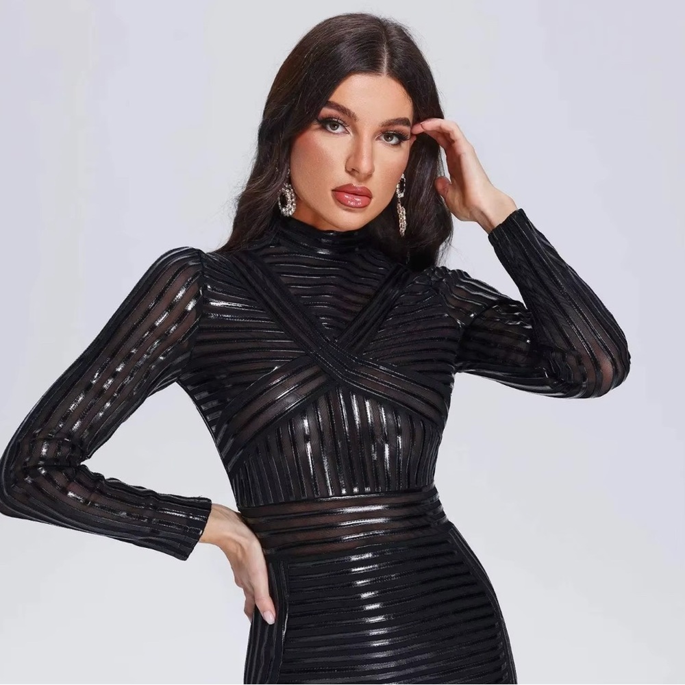 Elegant Black Striped Sheer Rubber Dress Form Fitting‎ Baddie Mini Dress Size XS